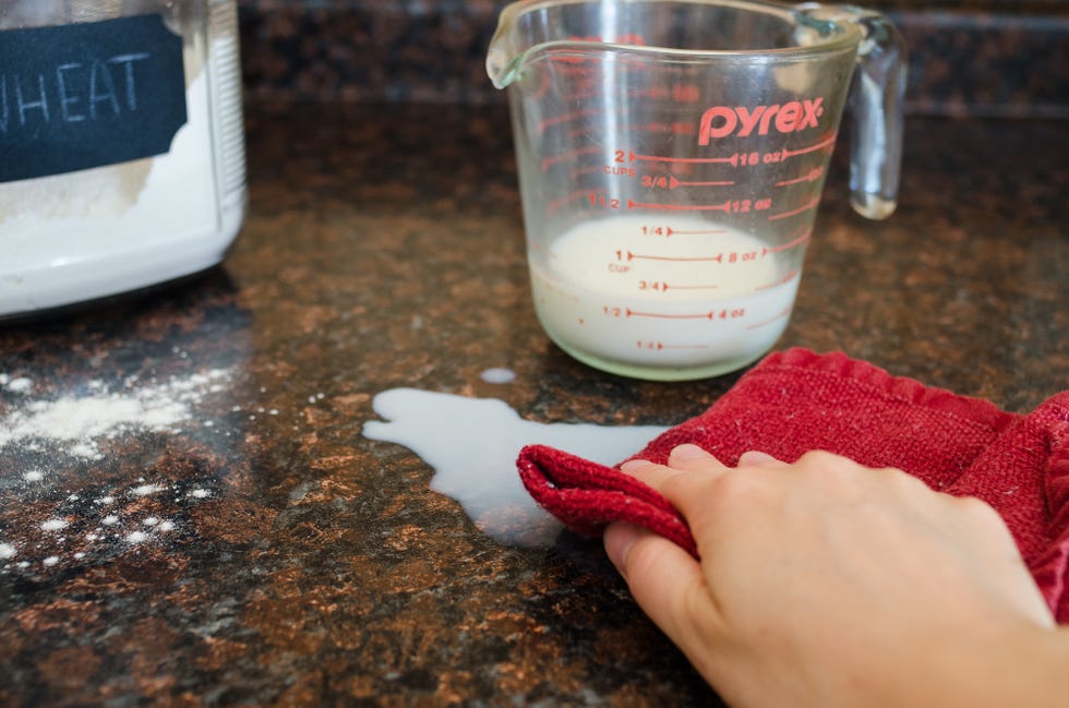 10 Tips for Keeping Your Kitchen Clean