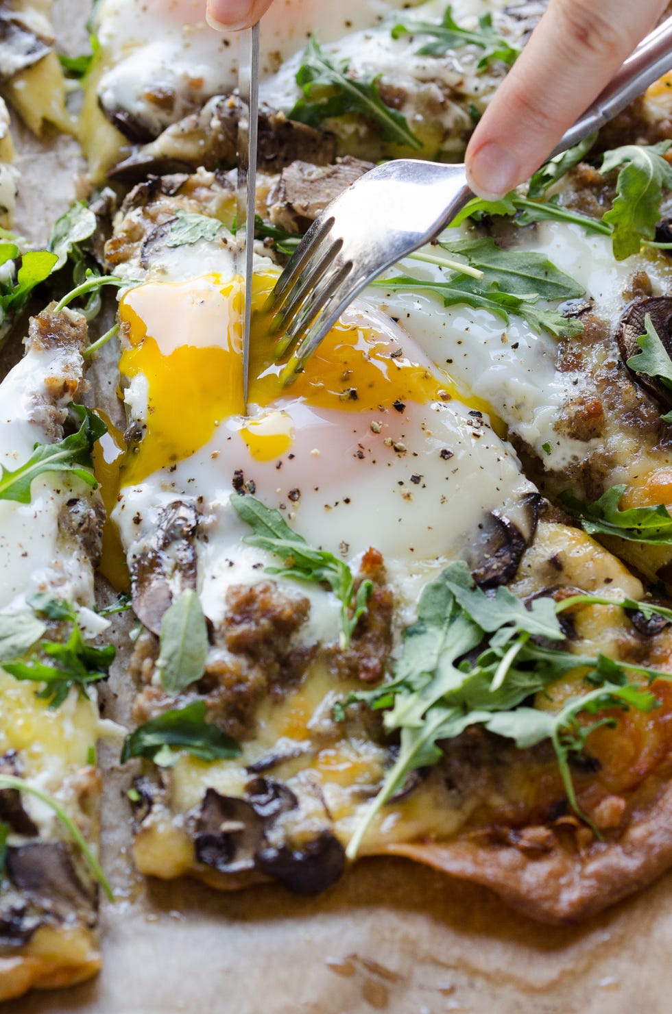 Sunny-Side-Up Eggs Pizza - Healthy Brunch Pizza Recipe