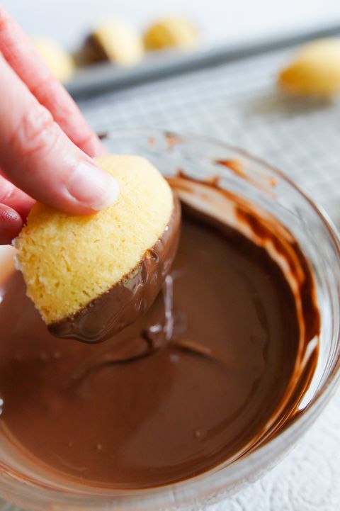How to Make Madeleines dip