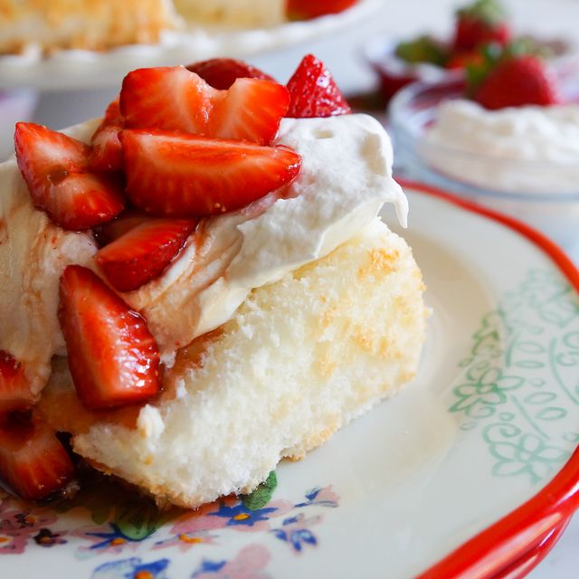 How to Make Angel Food Cake topping 1