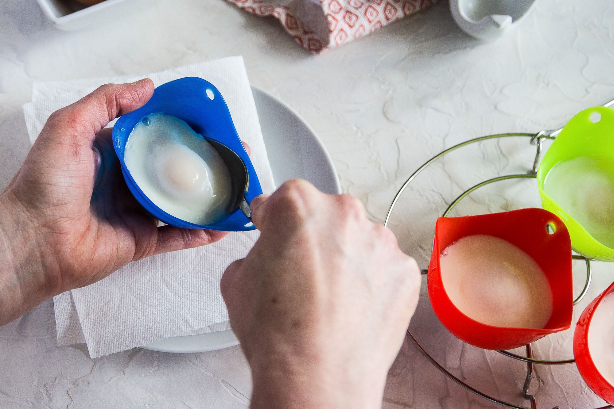 How to Make Poached Eggs in Silicone Cups