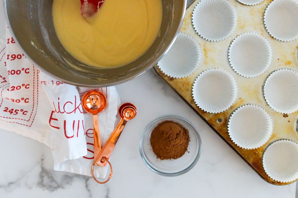How to Make Marble Cupcakes liners