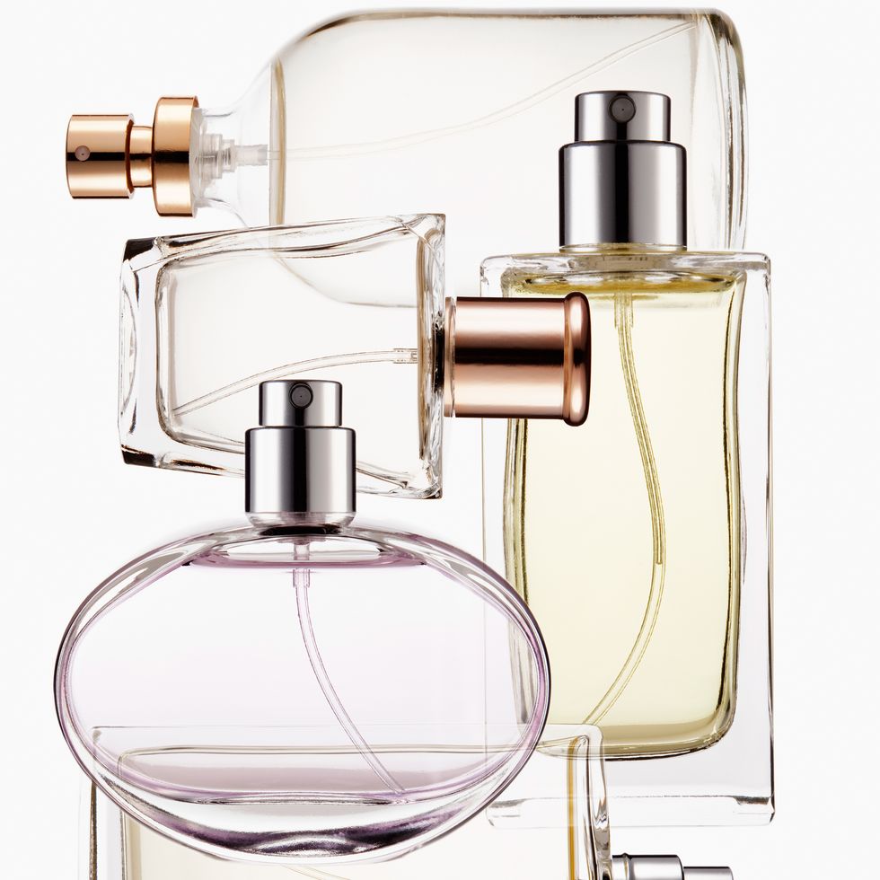 Perfume, Water, Soap dispenser, Glass, Bathroom accessory, Liquid, Fluid, Cosmetics, 