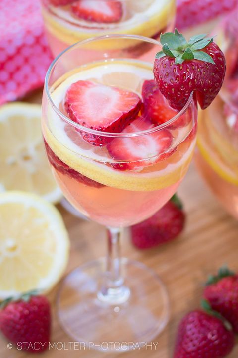 White Wine Strawberry Lemonade Recipe