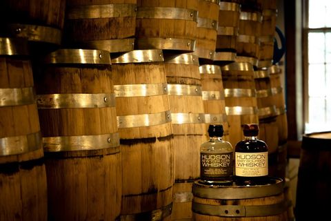 Barrel, Distilled beverage, Winery, Wine cellar, Drink, Whisky, Keg, Brewery, Alcohol, Bottle, 