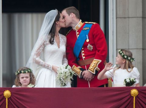 Prince William and Catherine Middleton wedding kiss