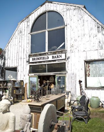 brimfield barn antique show