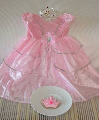 Pink, Dress, Dishware, Peach, Magenta, One-piece garment, Serveware, Day dress, Embellishment, Lavender, 
