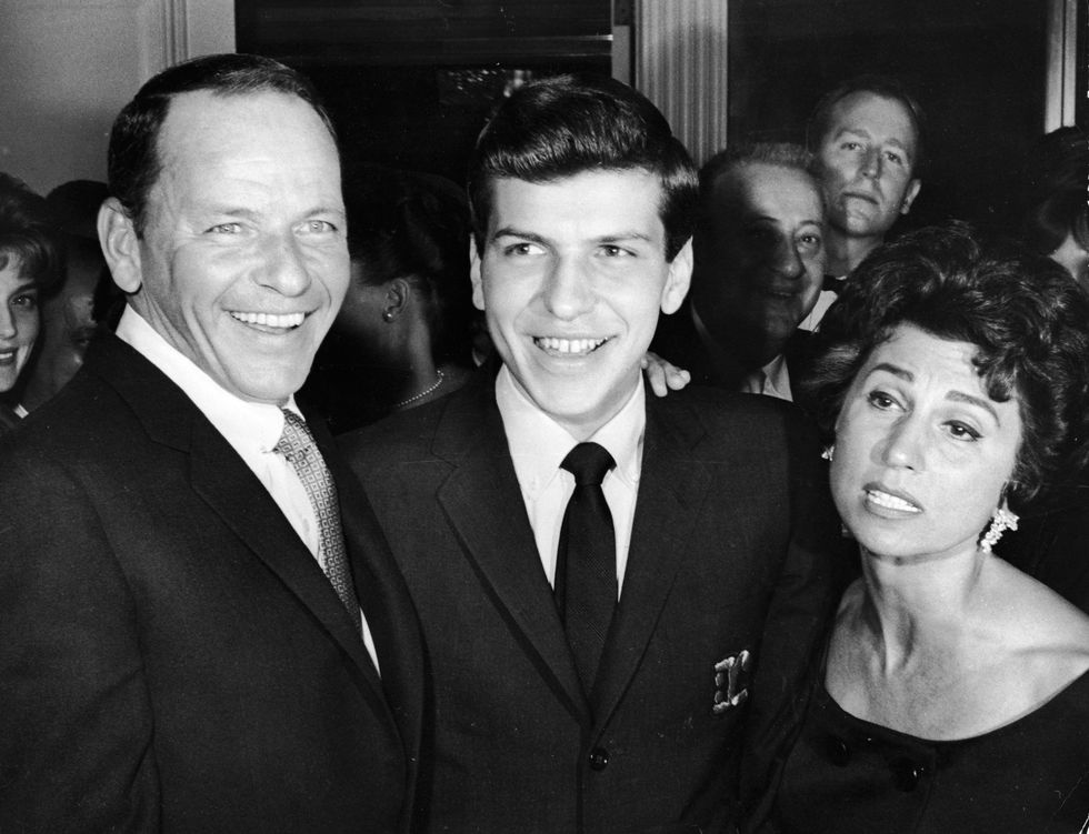 8 Touching Photos of Frank Sinatra, Jr. With His Dad