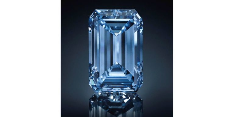 Rare Blue Diamond Sets A New Record At Auction