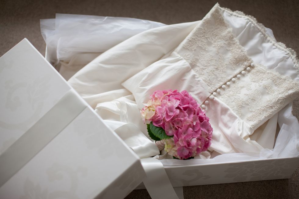 Petal, Flower, Pink, Cut flowers, Lavender, Artificial flower, Bouquet, Home accessories, Box, Wedding ceremony supply, 