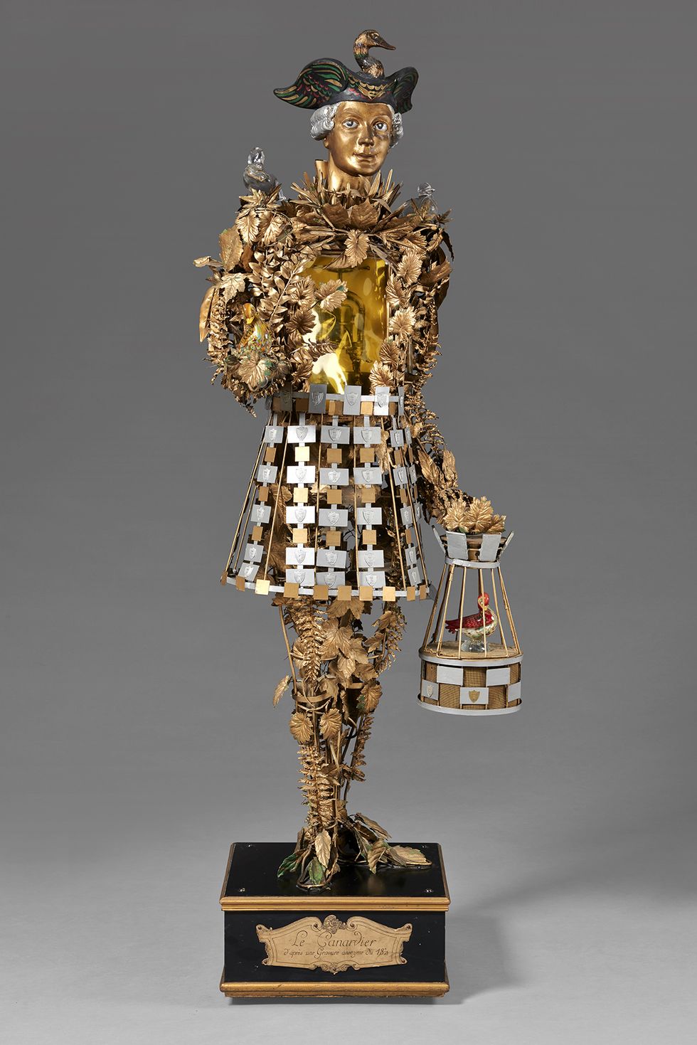 Sculpture, Trophy, Award, Brass, Metal, Bronze, Symbol, Statue, Artifact, Gold, 