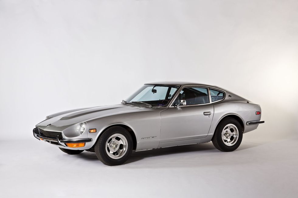 25 Best Classic Cars To Drive - Top Vintage Cars of All Time