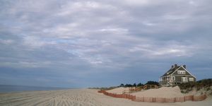 Cloud, Sand, Landscape, Aeolian landform, Singing sand, Meteorological phenomenon, Beach, Building material, Cottage, Dune, 