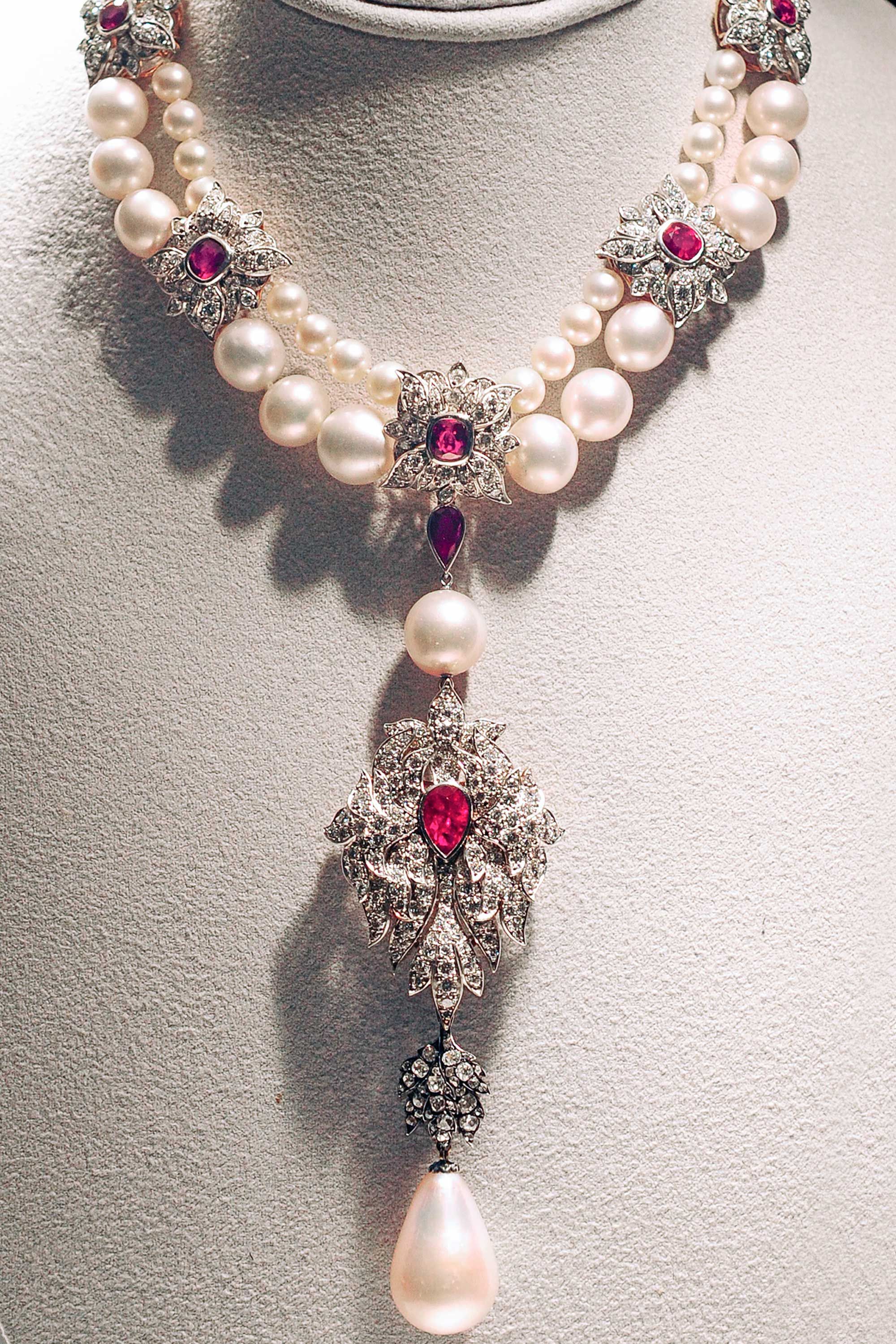 The most expensive pearl shop necklace