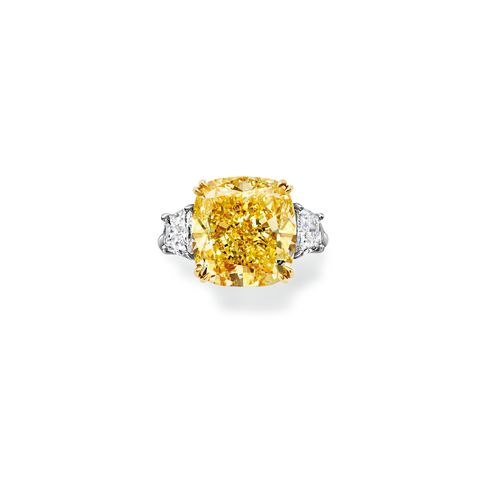 Jewellery, Engagement ring, Pre-engagement ring, Ring, Amber, Fashion accessory, Body jewelry, Diamond, Crystal, Gemstone, 