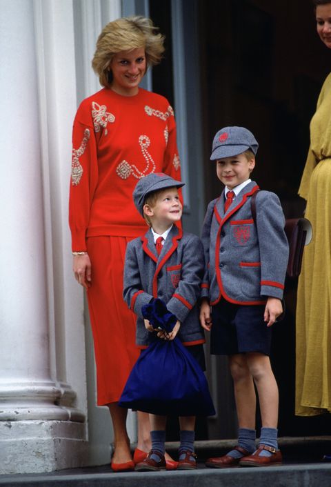 September 11, 1989, Princess Diana With Her Sons Prince William And Prince Harry Standing On The Steps Of Wetherby School On The First Day For Prince Harry.
