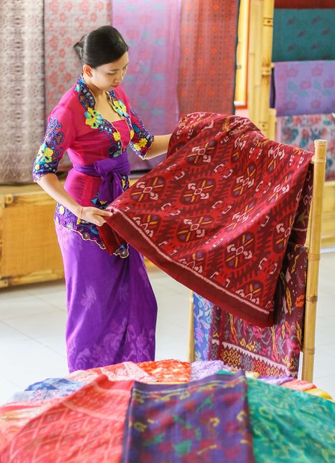 Textile, Magenta, Purple, Tradition, Maroon, Jewellery, Sari, Makeover, Silk, Abdomen, 