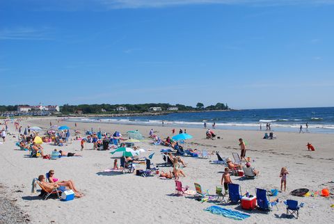 Body of water, Coastal and oceanic landforms, Fun, Tourism, Shore, People on beach, Leisure, Sand, Beach, Coast, 