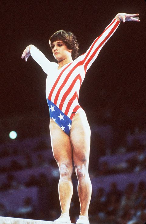 Mary Lou Retton of the US performs her routine on the balance beam during the Olympic women's individual final by apparatus 06 August 1984 in Los Angeles. (Photo credit should read STAFF/AFP/GettyImages)