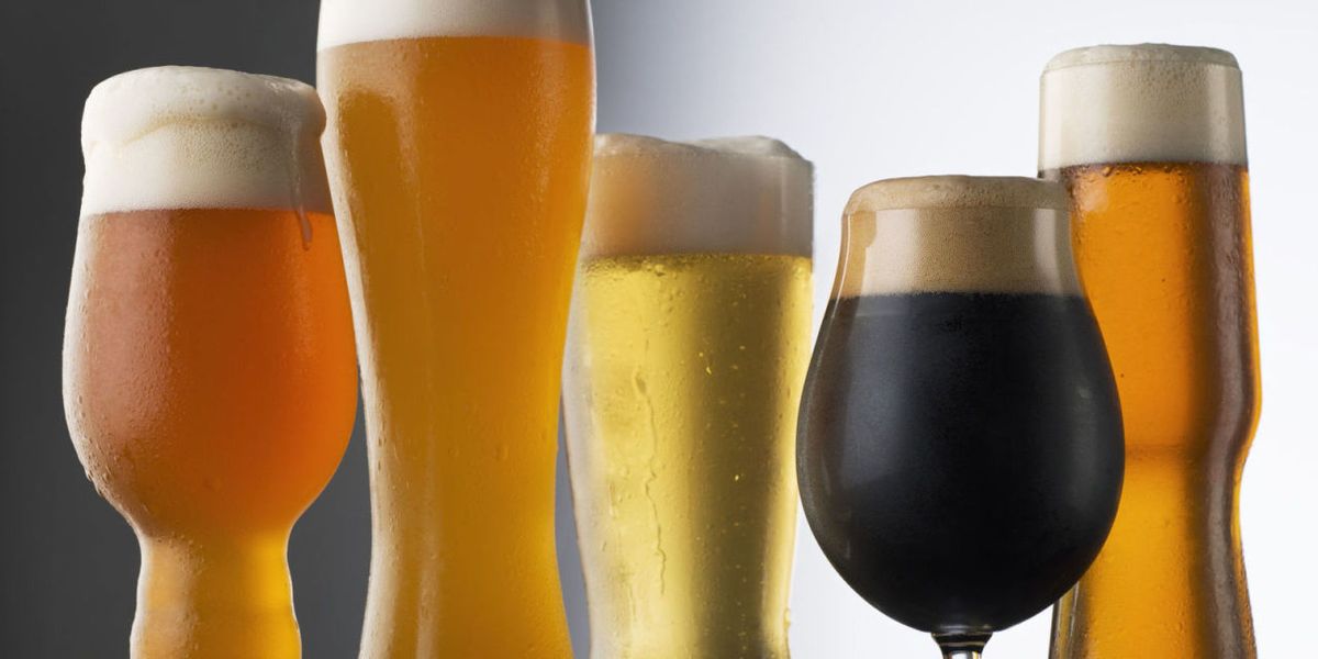 Beer, Liquid, Drink, Yellow, Alcoholic beverage, Drinkware, Alcohol, Barware, Beer glass, Tableware, 