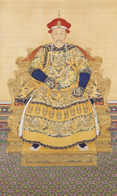 <p><strong style="line-height: 1.6em; background-color: initial;">Claim to Fame: </strong><span style="line-height: 1.6em; background-color: initial;">The fifth emperor of the Qing dynasty.</span></p><p><strong>Signature Style:</strong> Colorful robes embroidered with dragons and other important symbols, ceremonial pearl necklaces, and fur-lined hats.   </p><p><strong>Why We Love Him: </strong>He led his country during a time of peace and prosperity, all the while wearing colorful silks topped with strands of pearls.</p>