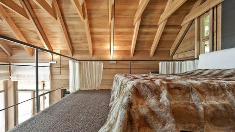 Property, Textile, Room, Ceiling, Bed, Interior design, Linens, Real estate, Wall, Floor, 