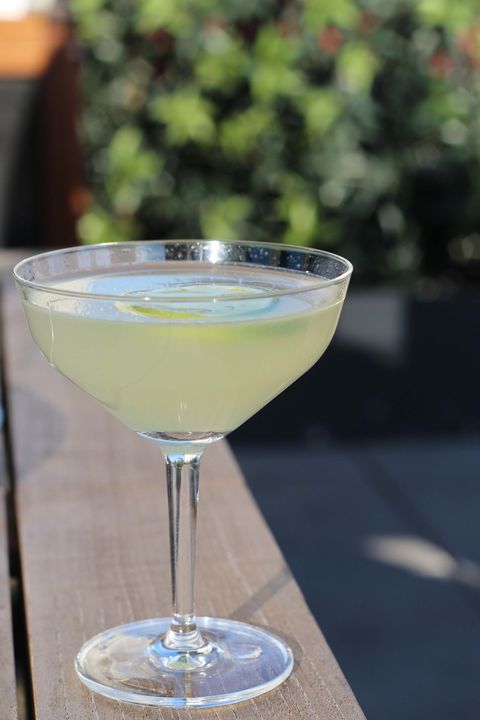 Drink, Classic cocktail, Alcoholic beverage, Gimlet, Corpse reviver, Distilled beverage, Cocktail, Non-alcoholic beverage, Martini, Daiquiri, 