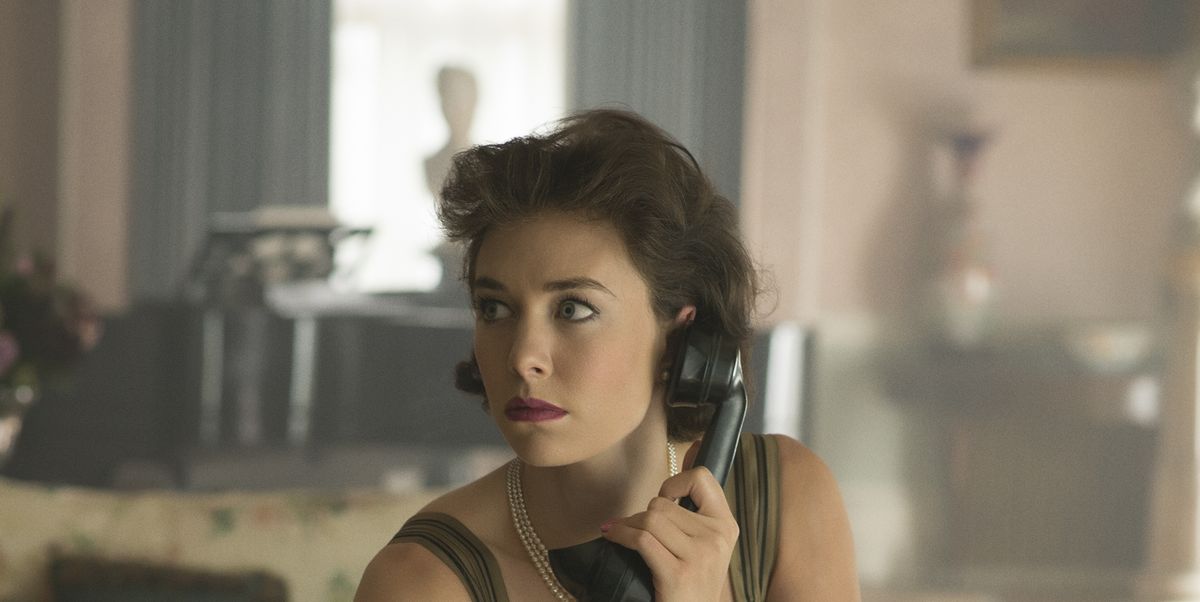 The Crown's Vanessa Kirby Has Some Advice for Helena Bonham Carter on  Playing Princess Margaret
