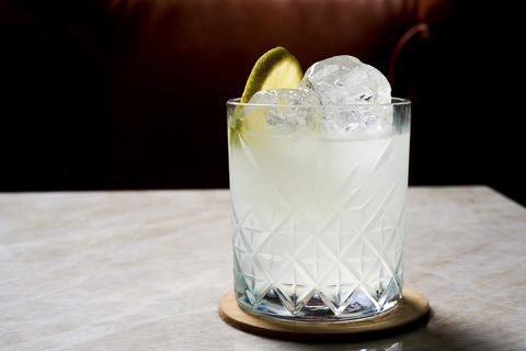 Glass, Drink, Ingredient, Drinkware, Fluid, Classic cocktail, Liquid, Cocktail, Alcoholic beverage, Tableware, 