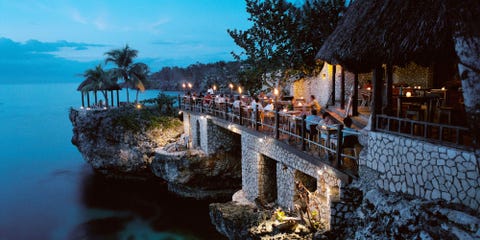 Best Waterfront Restaurants In The World Top Ocean View From The South Of France To Hawaii Dining By Sea Never Fails Be Both And Memorable Somehow Food Just Takes Better Down Water