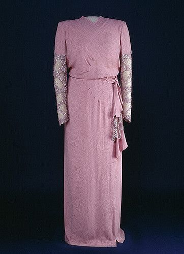 Jackie Kennedy's Inaugural Gown, 1961 - White House Historical Association