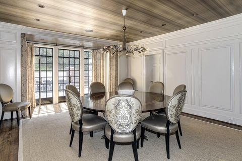 Room, Dining room, Property, Furniture, Interior design, Building, Ceiling, Table, Floor, House, 