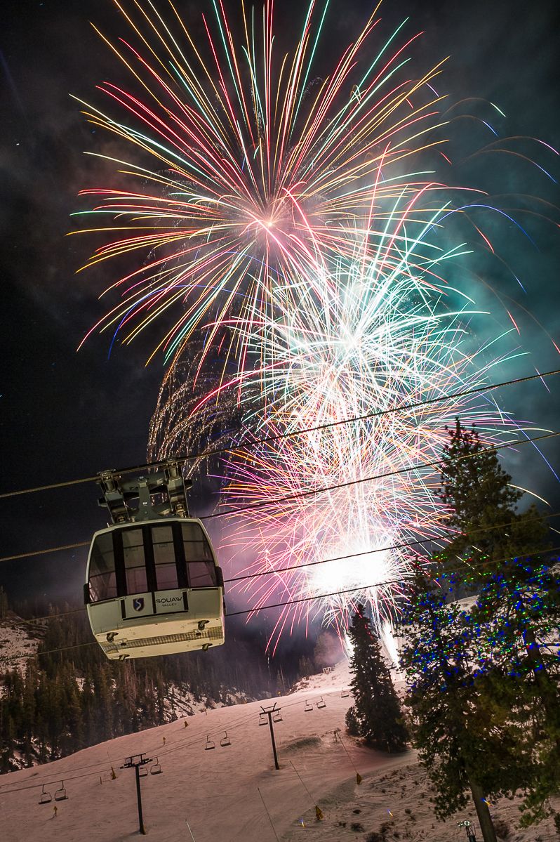 Event, Pink, Fireworks, Purple, Winter, Cable car, Cable car, Magenta, Midnight, World, 
