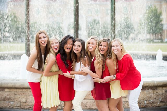 Best College Sororities in the U.S. - Biggest and Oldest Sororities to Join