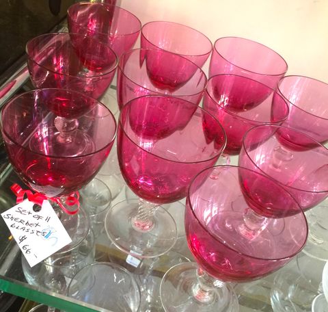 Stemware, Wine glass, Glass, Pink, Magenta, Drinkware, Champagne stemware, Transparent material, Tableware, Drink, 