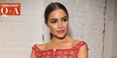 ¿KIARA NO SE LES PARECE A OLIVIA CULPO? Landscape-1487718015-olivia-culpo-index