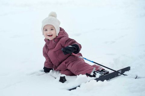 Snow, Playing in the snow, Winter, Child, Geological phenomenon, Recreation, Winter sport, Vehicle, Sled, Fun, 
