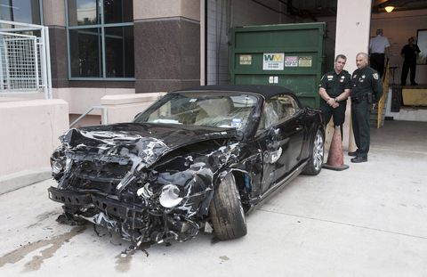 Photos of John Goodman Scandal - Photos of John Goodman Car Crash