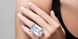 Finger, Skin, Jewellery, Photograph, Nail, Style, Pre-engagement ring, Engagement ring, Ring, Fashion accessory, 