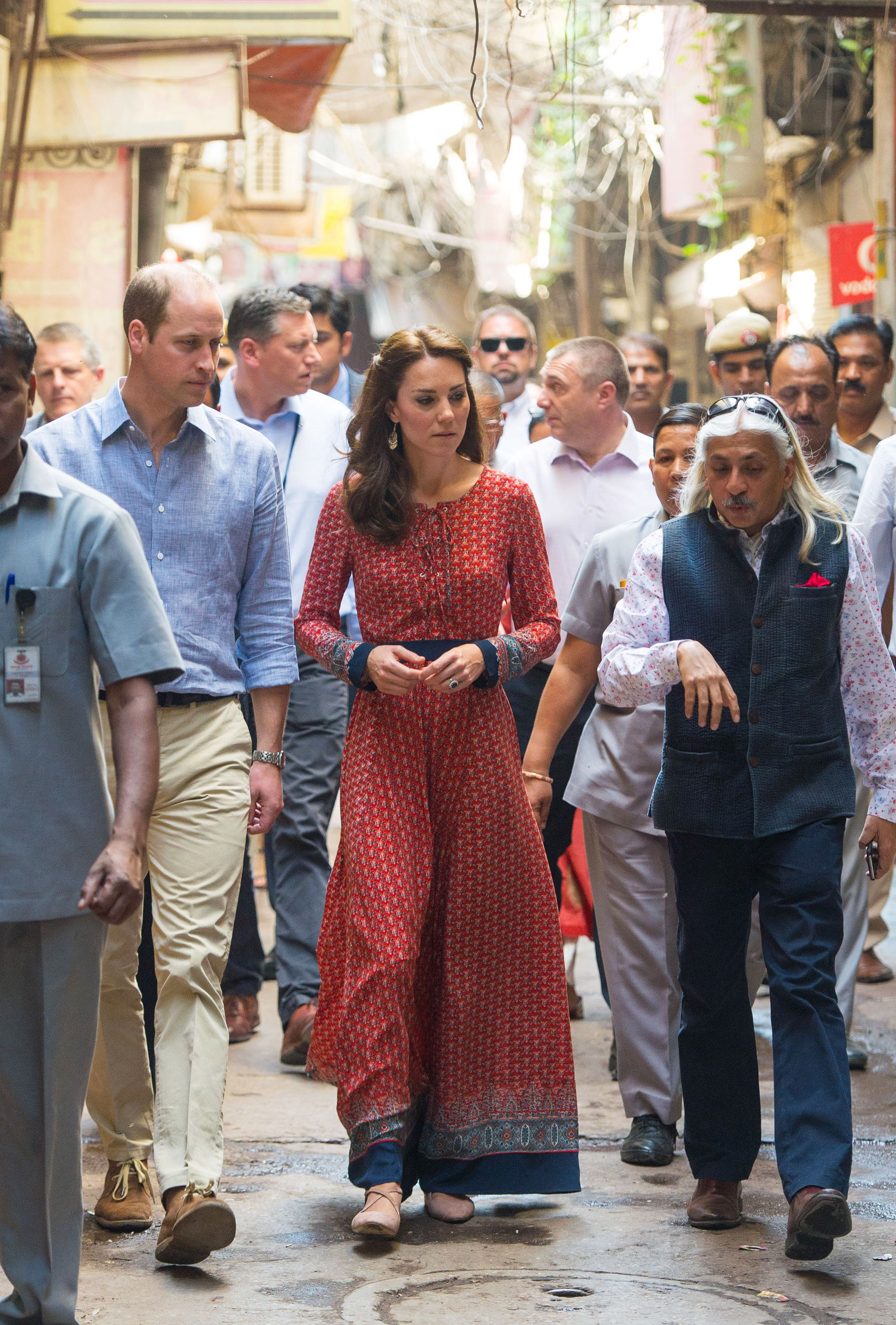 Hav sydvest omfavne Kate Middleton's outfits for the Royal tour of India and Bhutan - William  and Duchess Catherine in South Asia