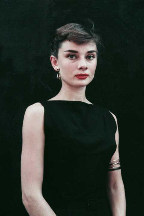 How to Dress like Audrey Hepburn