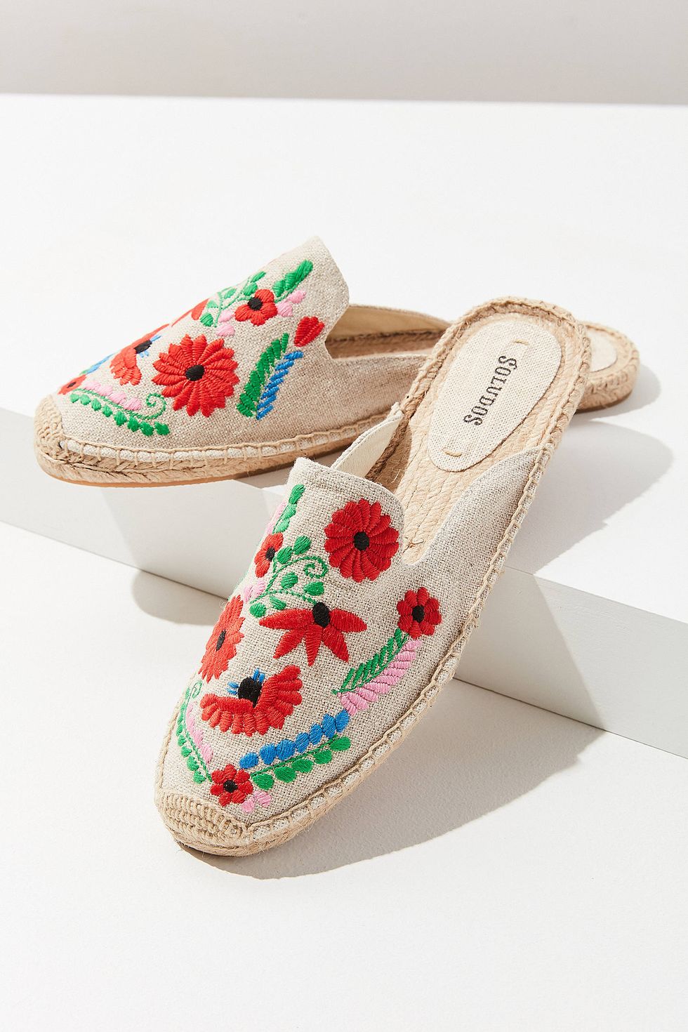 Ibiza Embroidered Floral Mule