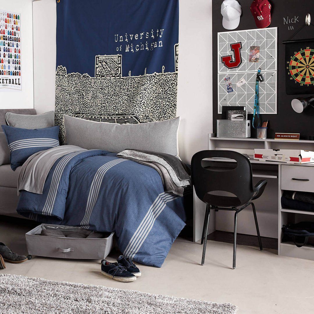 18 Dorm Room Ideas For Guys   Cool Dorm Room Decor Guys Will Love