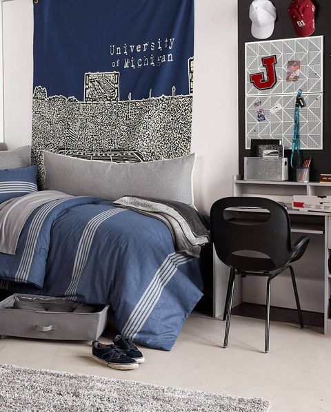 11 Dorm Room Ideas For Guys Cool Dorm Room Decor Guys Will