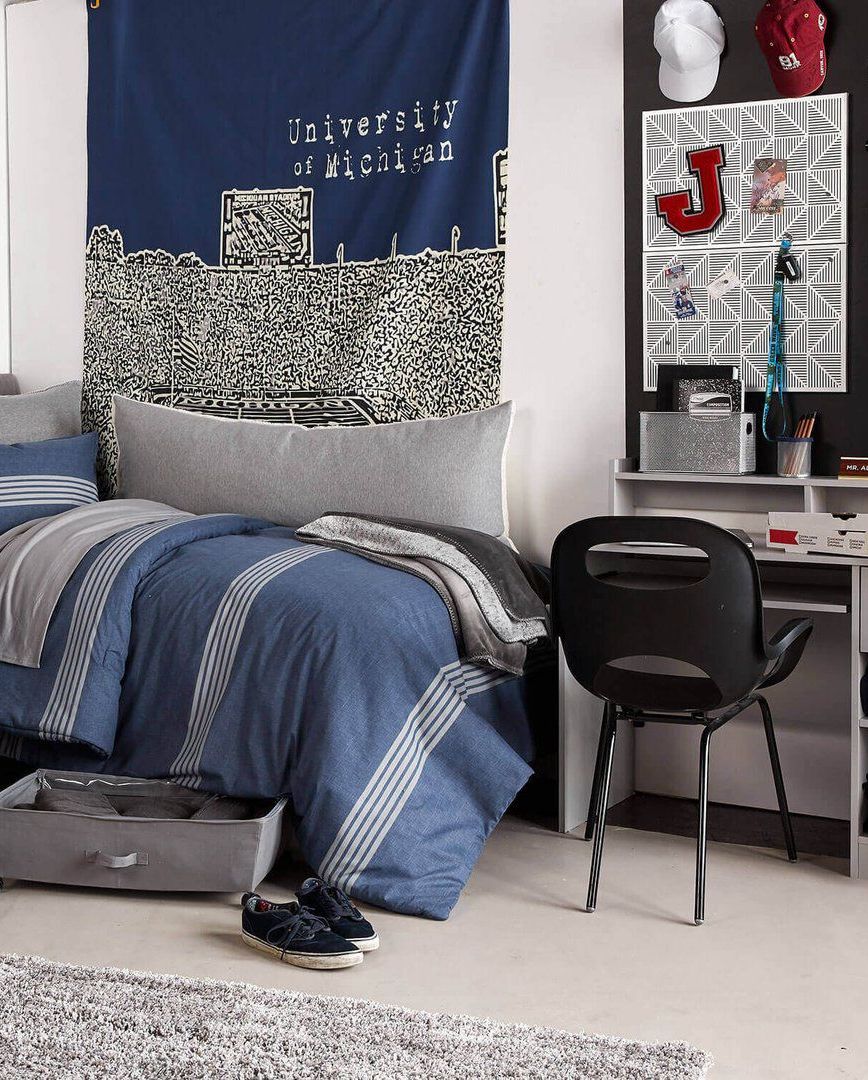 11 Dorm Room Ideas For Guys - Cool Dorm Room Decor Guys Will Love