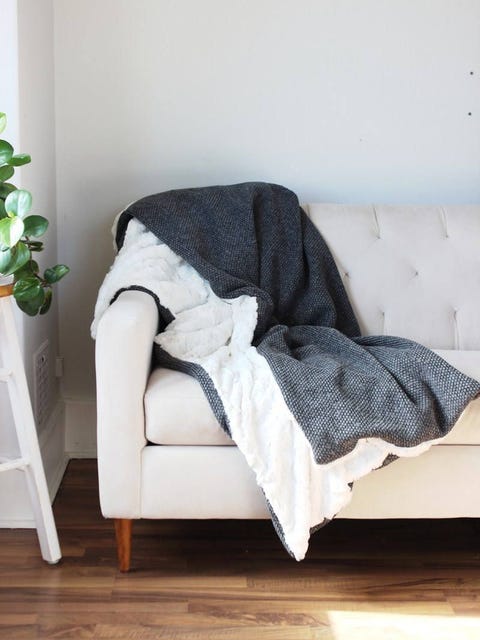 10 Best Throw Blankets The Coziest Throw Blankets You Can Buy