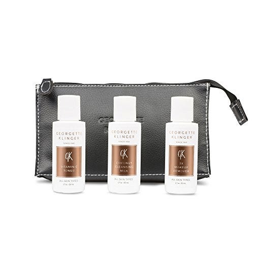 A Skincare Sample Set Ideal for Traveling