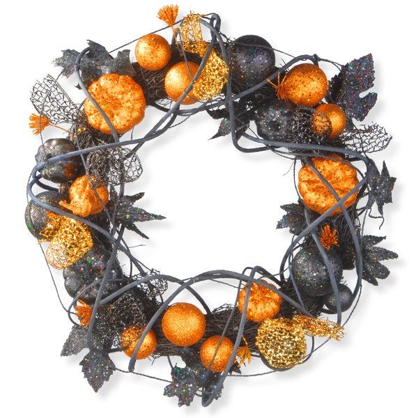 15 Spooky Halloween Wreaths to Decorate Your Door