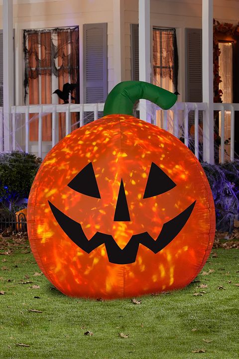 38 Scary Outdoor Halloween Decorations - Best Yard and Porch Halloween ...